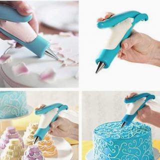 11-piece decorating assistant pen Plastic Decorating gun Cake Extrusion pen PE decorating bag