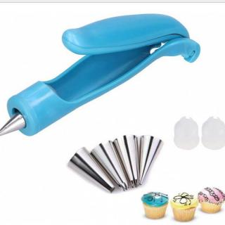 Decorating gun 7-piece Decorating Cream gun set Decorating pen Cake extrusion pen baking utensils