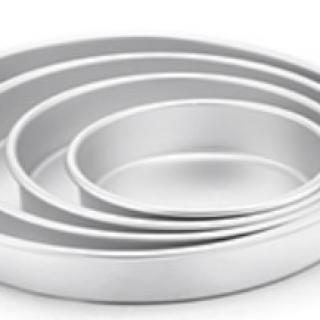 Aluminum baking tray of various shapes (square plate, disk)