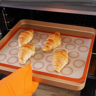 Silicone baking mat