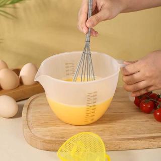 Graduated filtering measuring cup, egg liquid, plastic egg beaker, egg baking with filter screen, kitchen rice washing sieve, rice-washing cup